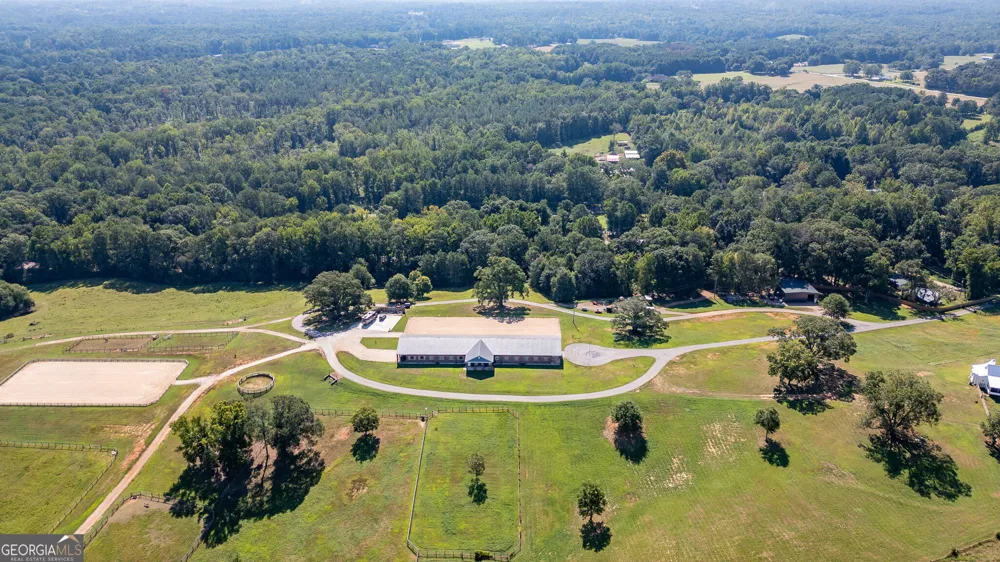16 Peek DR Carrollton, GA 30116