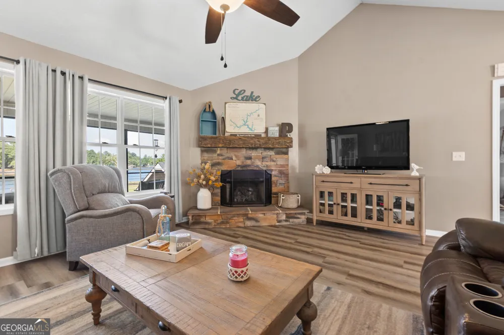 110 Crooked Creek Bay RD Eatonton, GA 31024