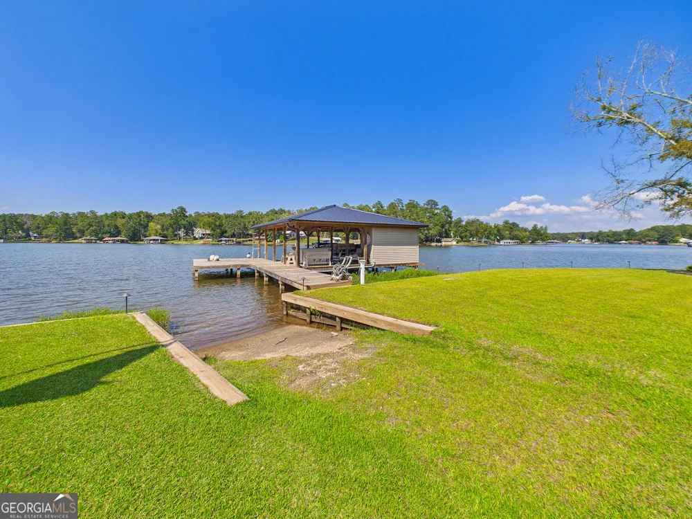 110 Crooked Creek Bay RD Eatonton, GA 31024
