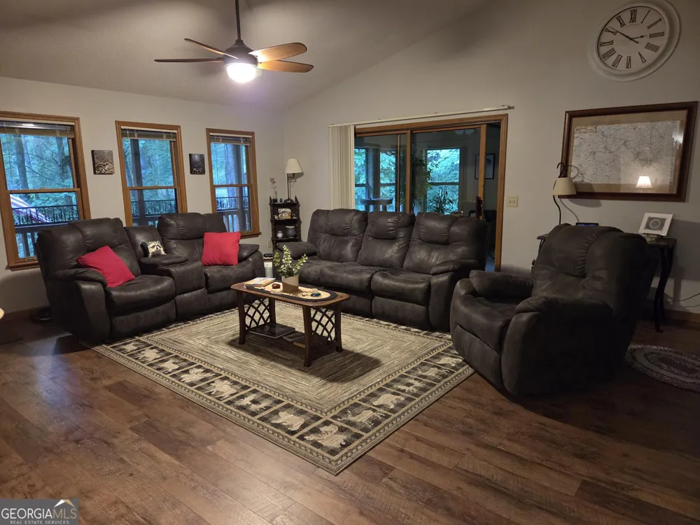 445 Helton Creek RD Blairsville, GA 30512