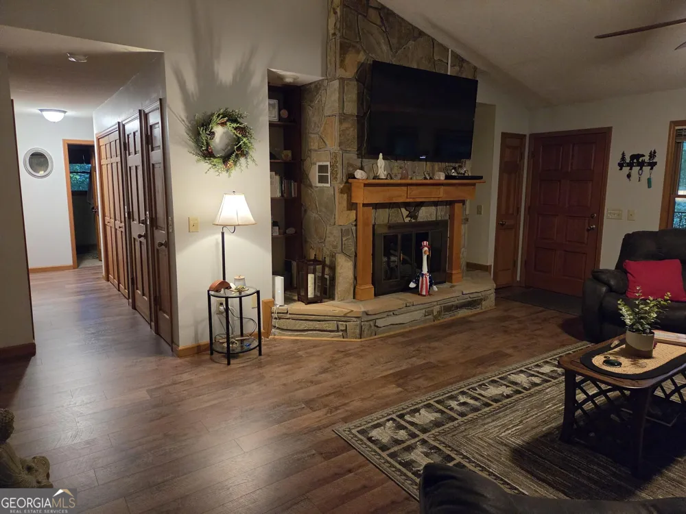 445 Helton Creek RD Blairsville, GA 30512