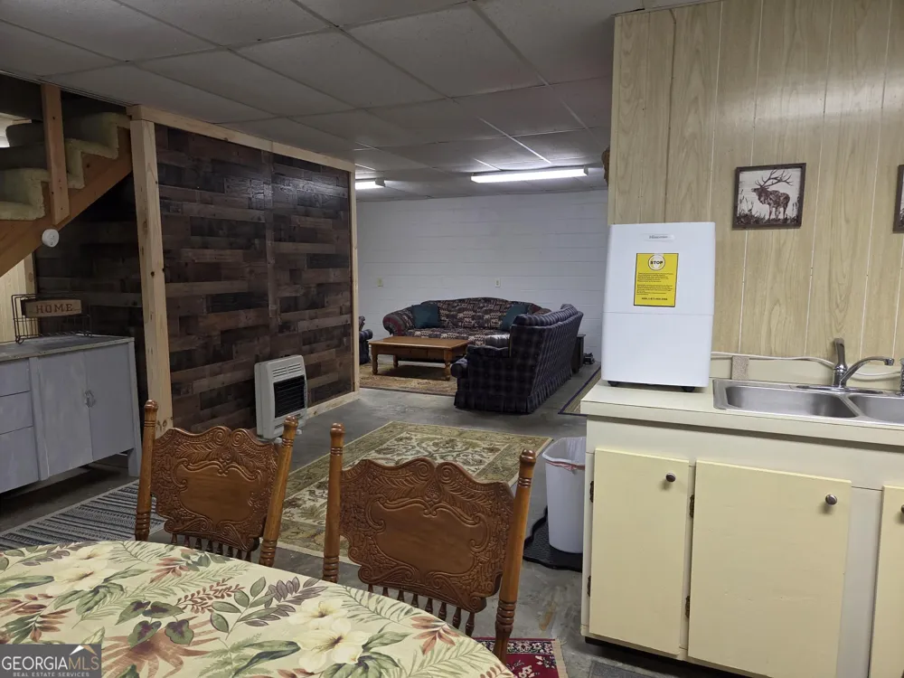 445 Helton Creek RD Blairsville, GA 30512