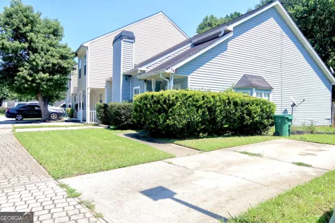 6534 Wellington Chase CT