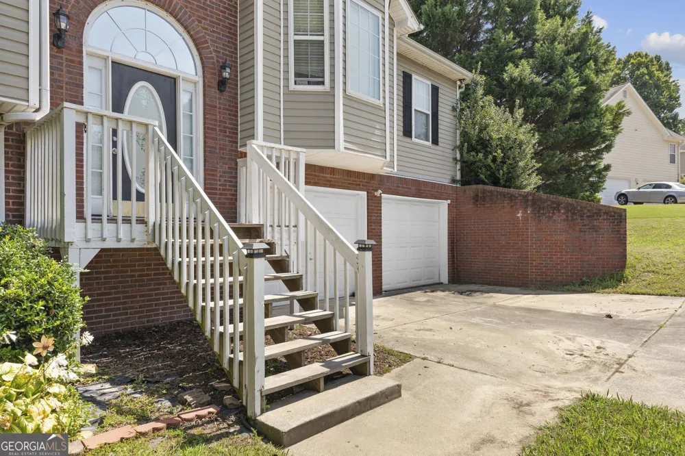 3161 Keenly Ives CT Buford, GA 30519