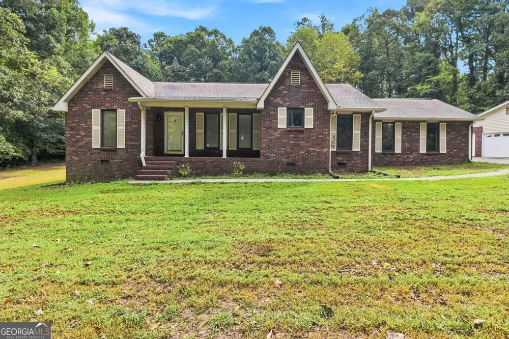 760 Pine Needle RD Hampton, GA 30228