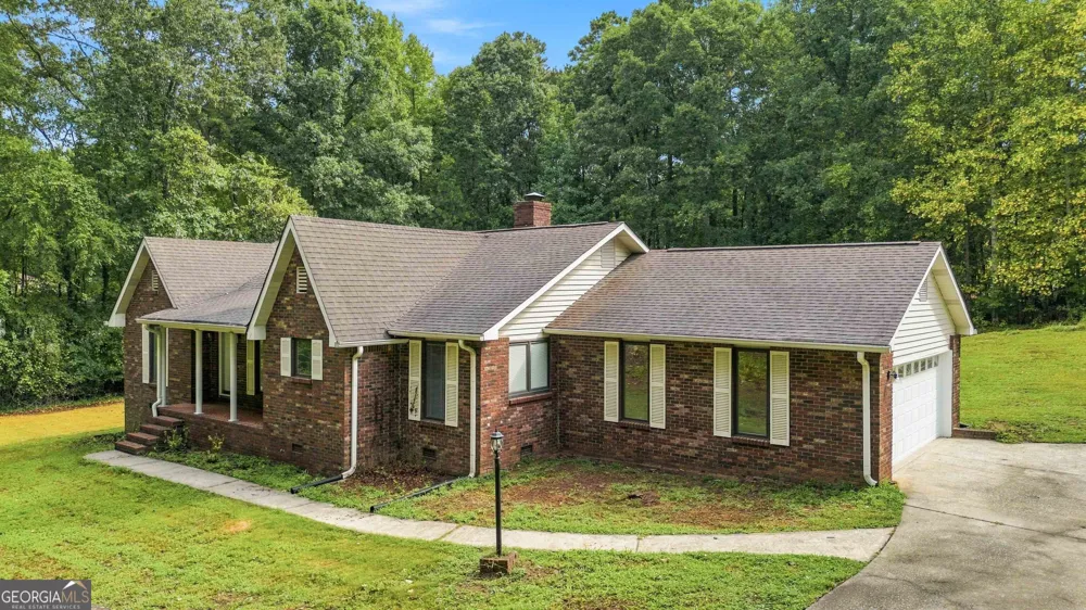 760 Pine Needle RD Hampton, GA 30228