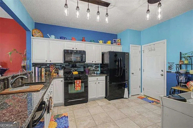 151 Regent PL Woodstock, GA 30188