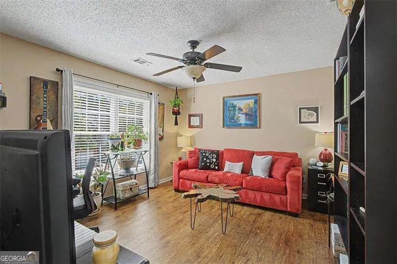 151 Regent PL Woodstock, GA 30188