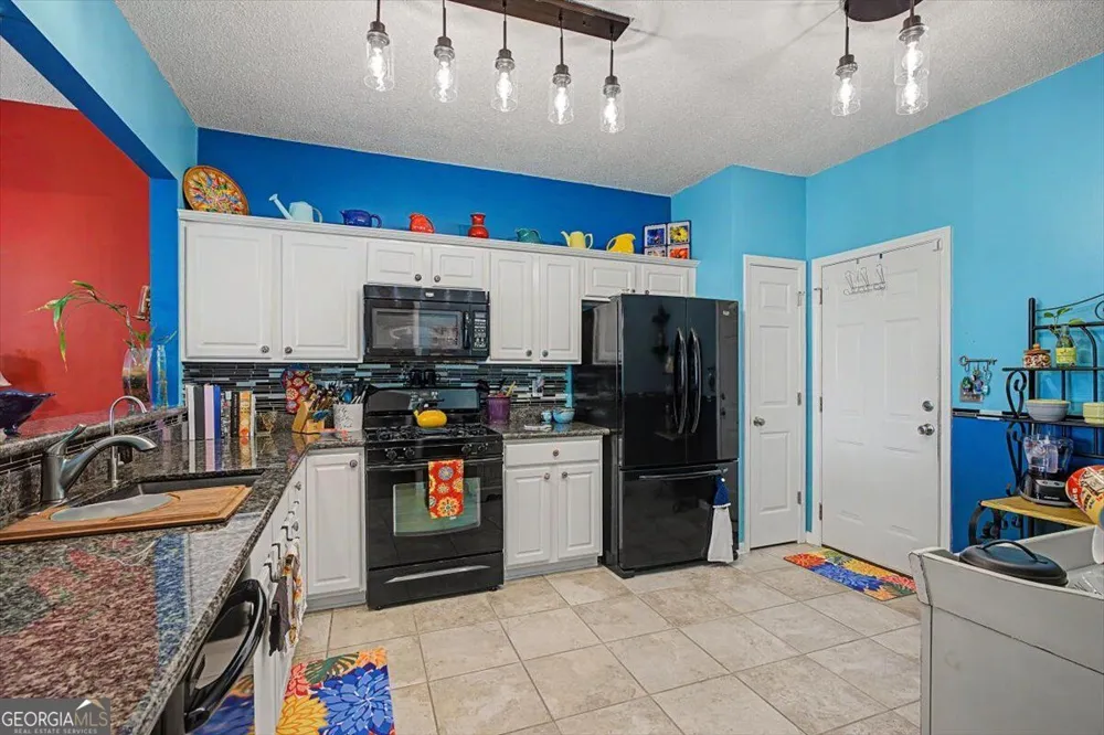151 Regent PL Woodstock, GA 30188