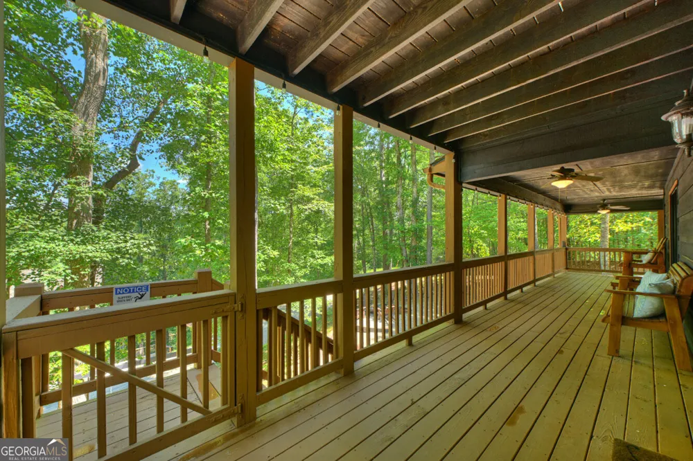 22 Kings CT Ellijay, GA 30540