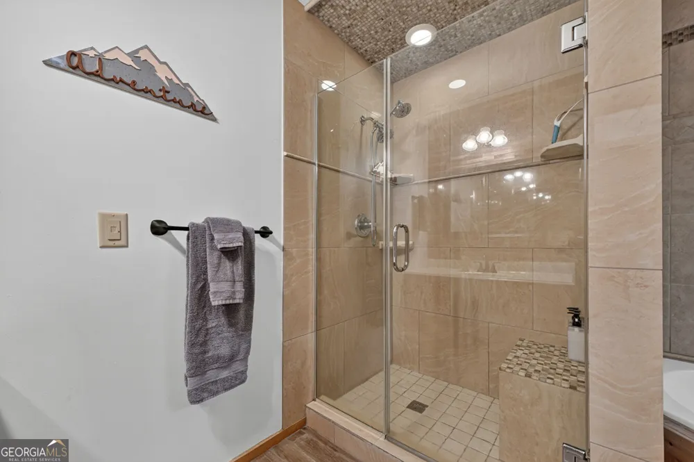 22 Kings CT Ellijay, GA 30540