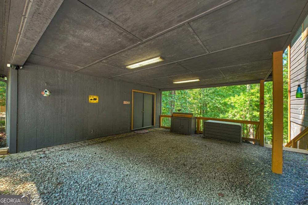 22 Kings CT Ellijay, GA 30540