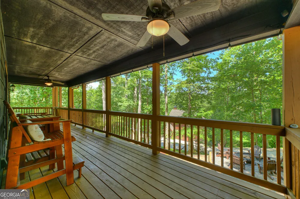 22 Kings CT Ellijay, GA 30540