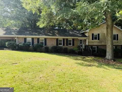 145 W Triple Tree DR