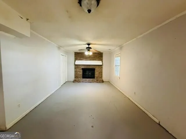 145 W Triple Tree DR Carrollton, GA 30117