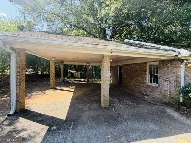 145 W Triple Tree DR Carrollton, GA 30117