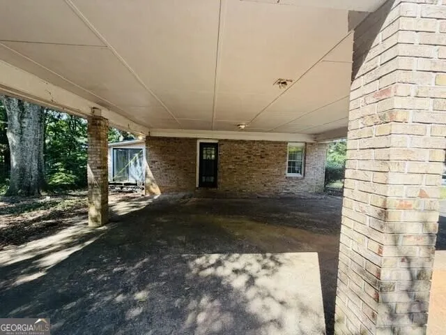 145 W Triple Tree DR Carrollton, GA 30117