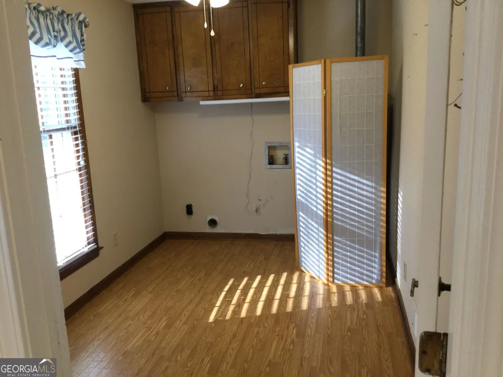 1368 BRANCHWOOD DR Snellville, GA 30078