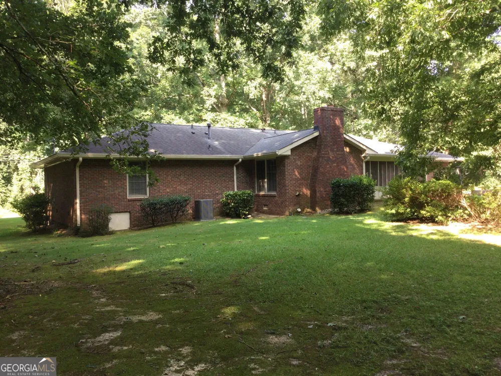 1368 BRANCHWOOD DR Snellville, GA 30078