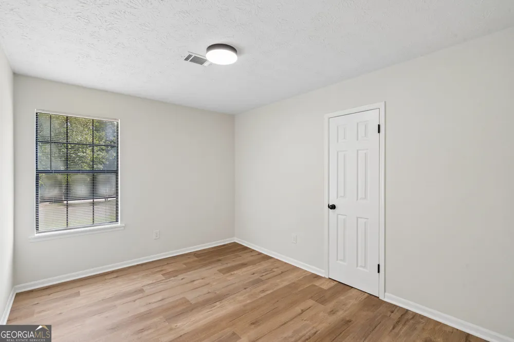 6361 Valley Dale DR Riverdale, GA 30274