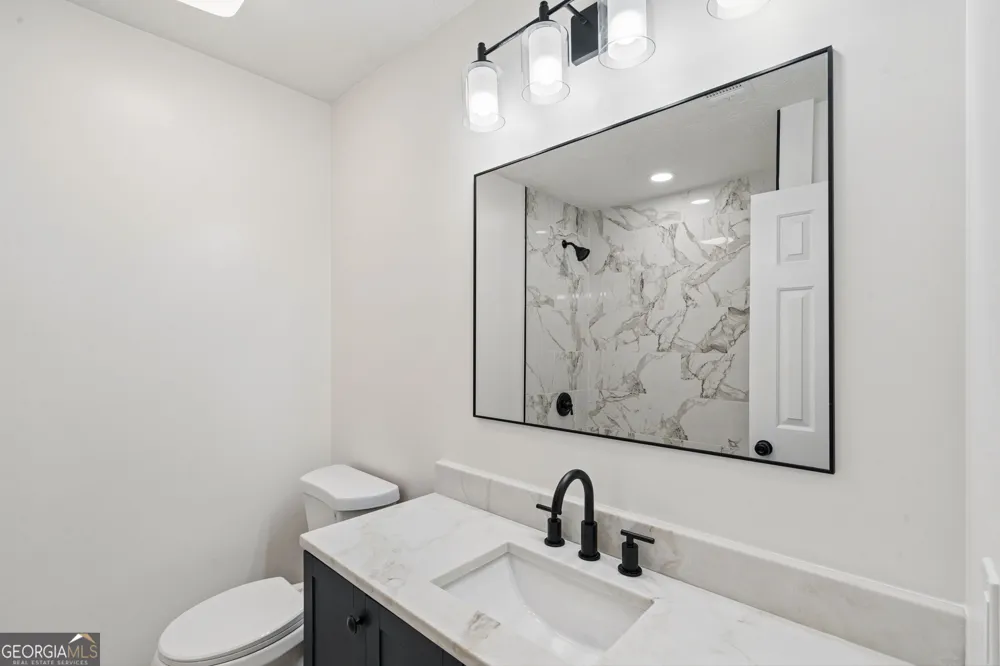 6361 Valley Dale DR Riverdale, GA 30274