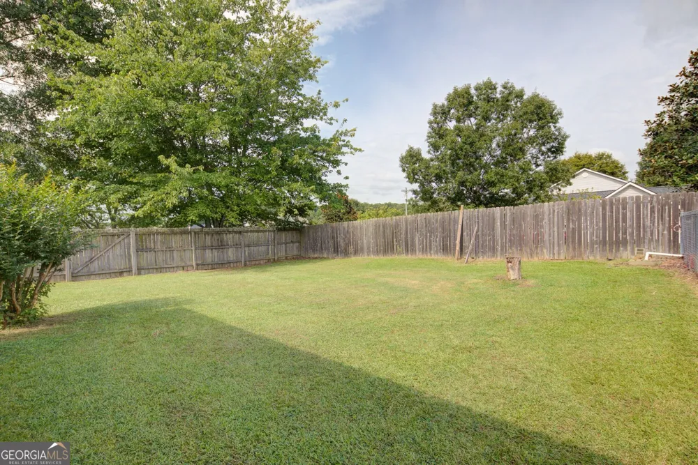 7525 Blacks Mill RD Dawsonville, GA 30534