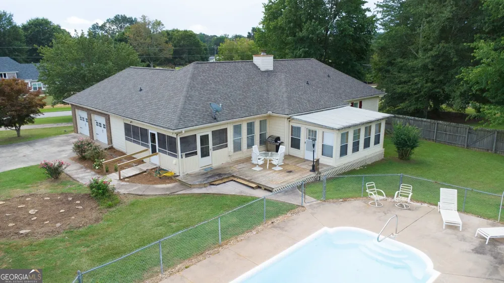 7525 Blacks Mill RD Dawsonville, GA 30534