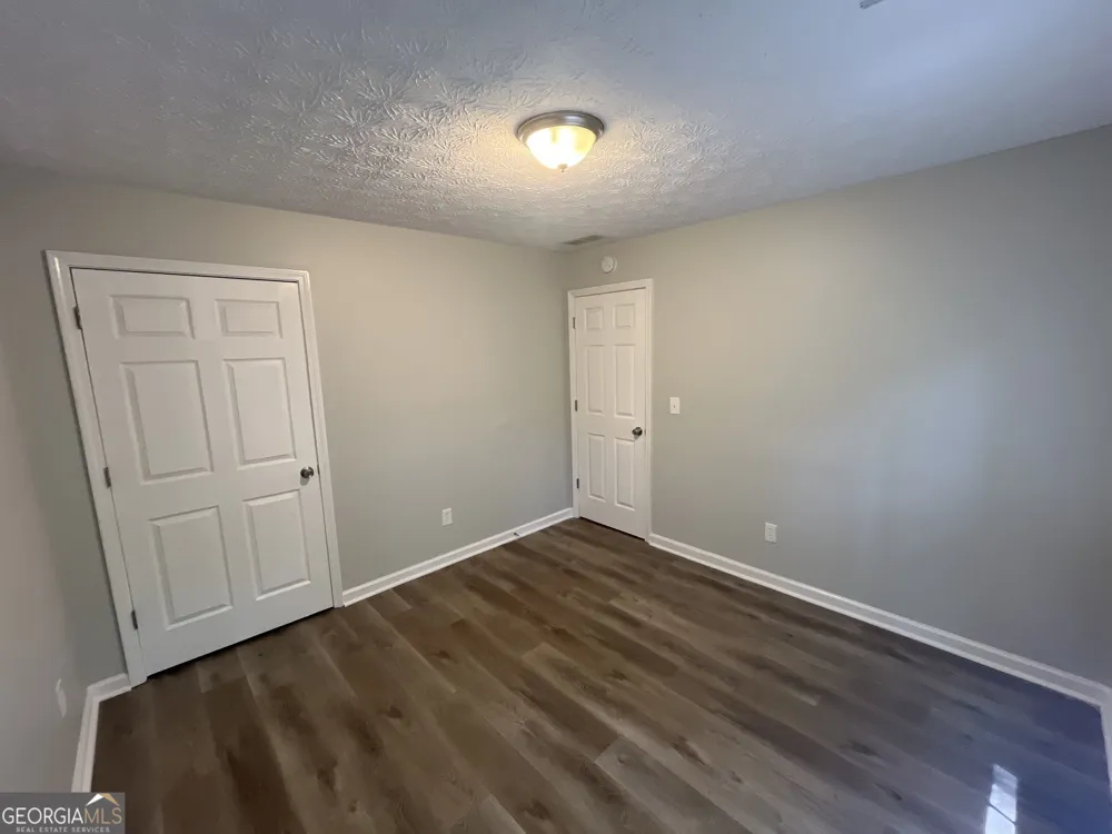 35 Creekview CT Covington, GA 30016