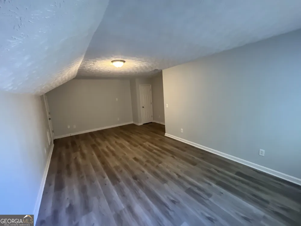 35 Creekview CT Covington, GA 30016