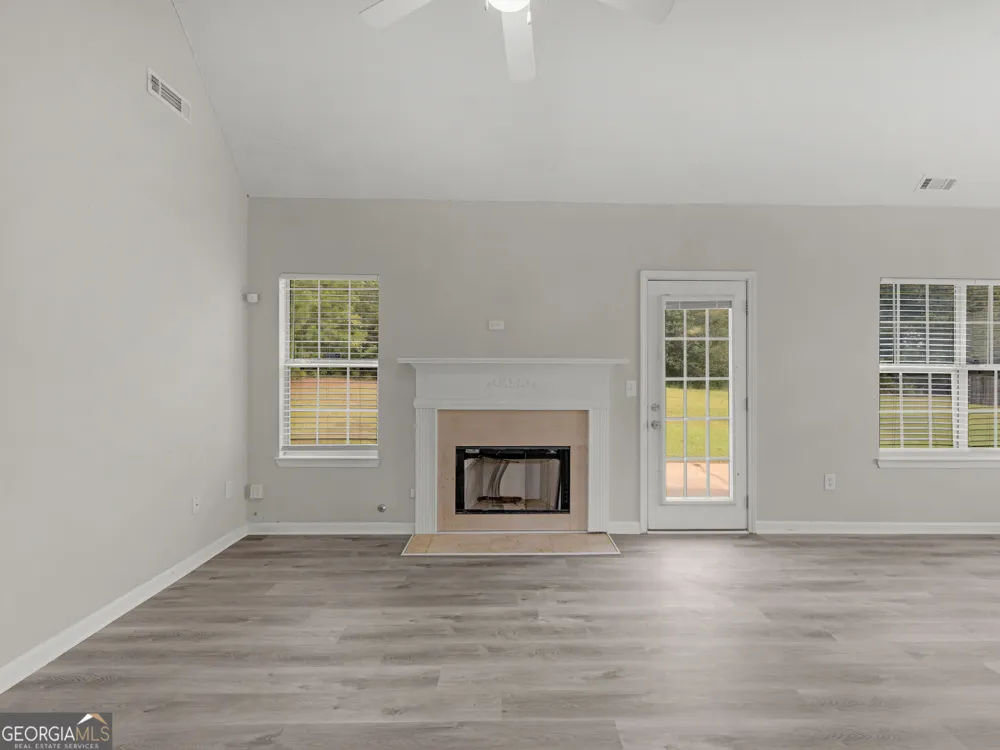 11704 Spring Lake WAY Fayetteville, GA 30215