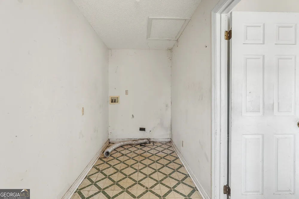 598 Clark RD Guyton, GA 31312
