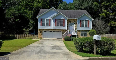 2005 Amherst LN SE