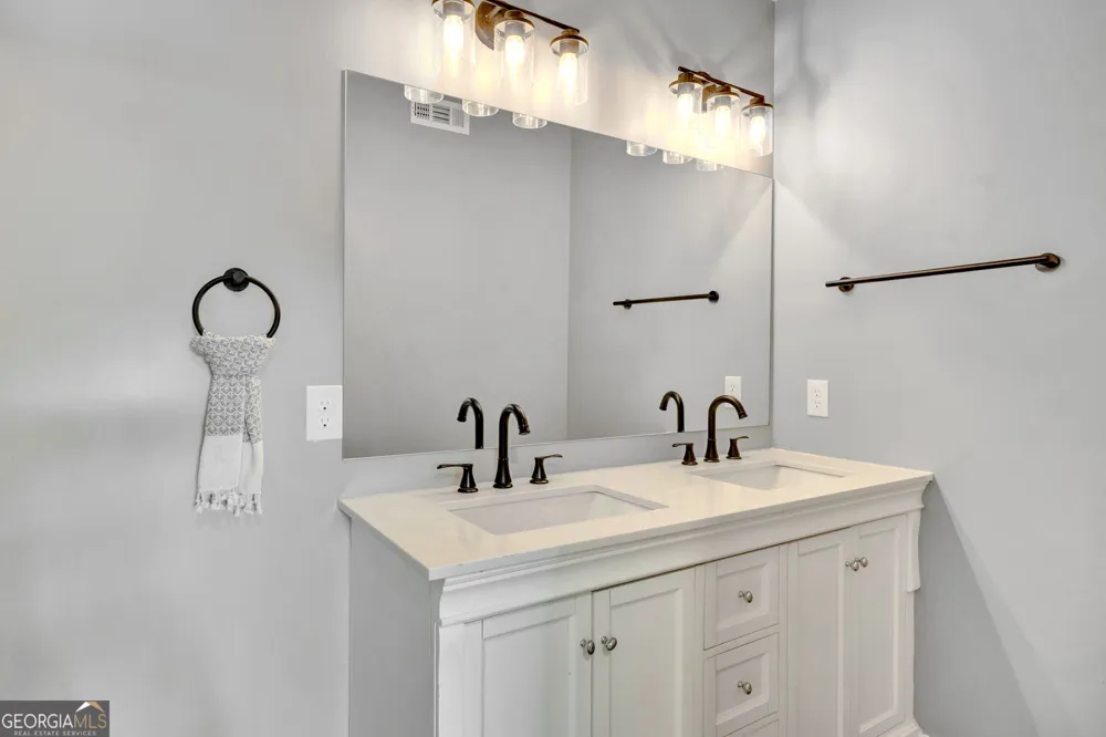 216 Quail TRL Jackson, GA 30233