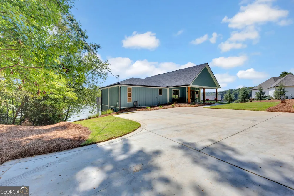 216 Quail TRL Jackson, GA 30233