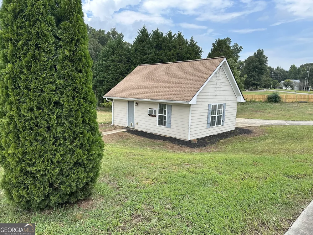 54 Whatley RD Griffin, GA 30224