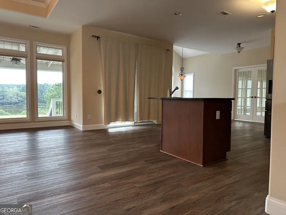 54 Whatley RD Griffin, GA 30224