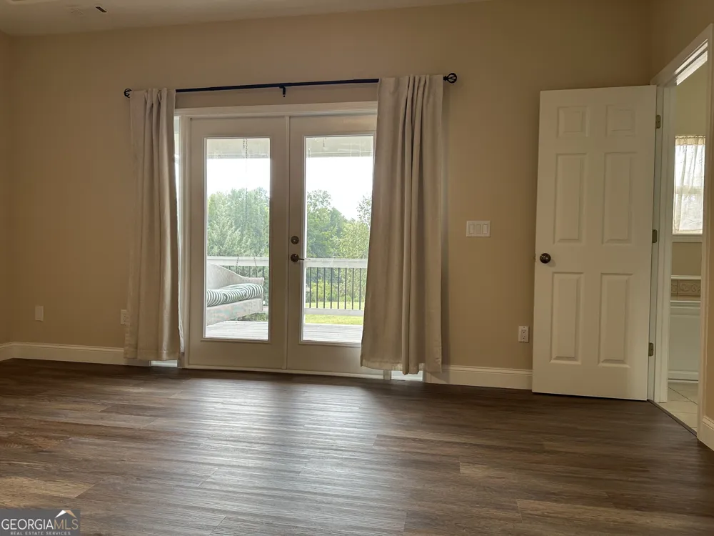 54 Whatley RD Griffin, GA 30224