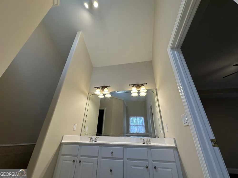 54 Whatley RD Griffin, GA 30224