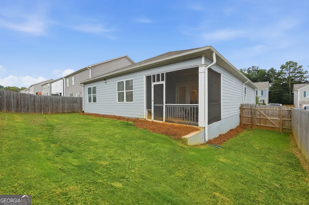 450 Starbuck PKWY Pendergrass, GA 30567