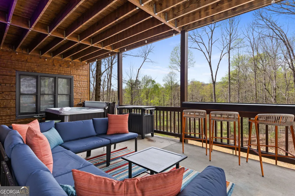 1134 Maggie Chapman RD Blue Ridge, GA 30513