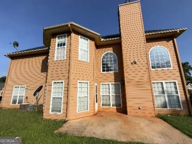 2560 Oak Creek LN Conyers, GA 30094