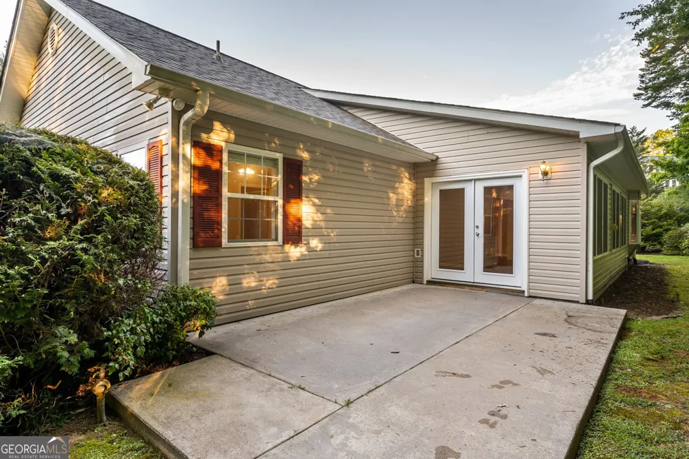 12 Hannah CIR Blue Ridge, GA 30513