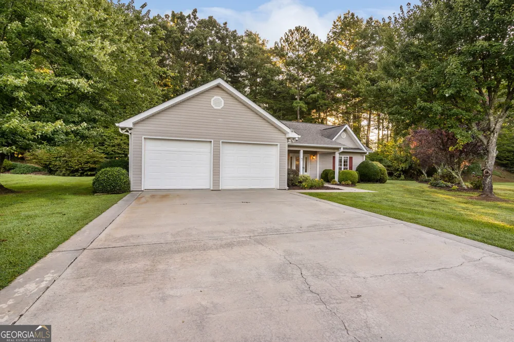12 Hannah CIR Blue Ridge, GA 30513
