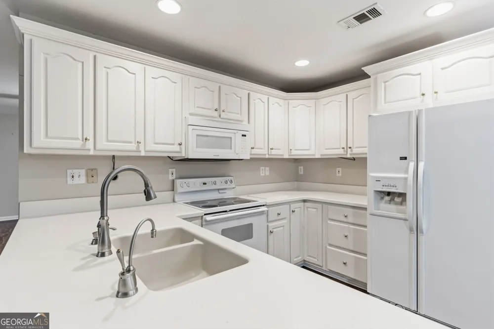 12 Hannah CIR Blue Ridge, GA 30513