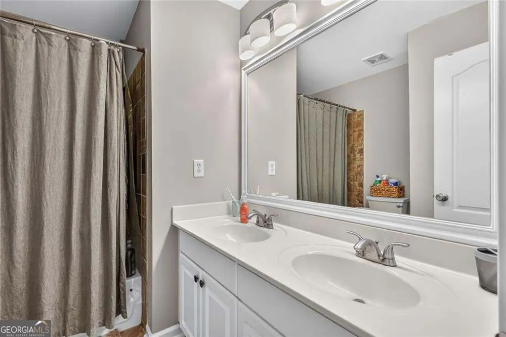 415 Havenmist LNDG Suwanee, GA 30024