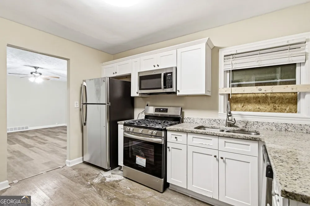1883 Cindy DR Decatur, GA 30032
