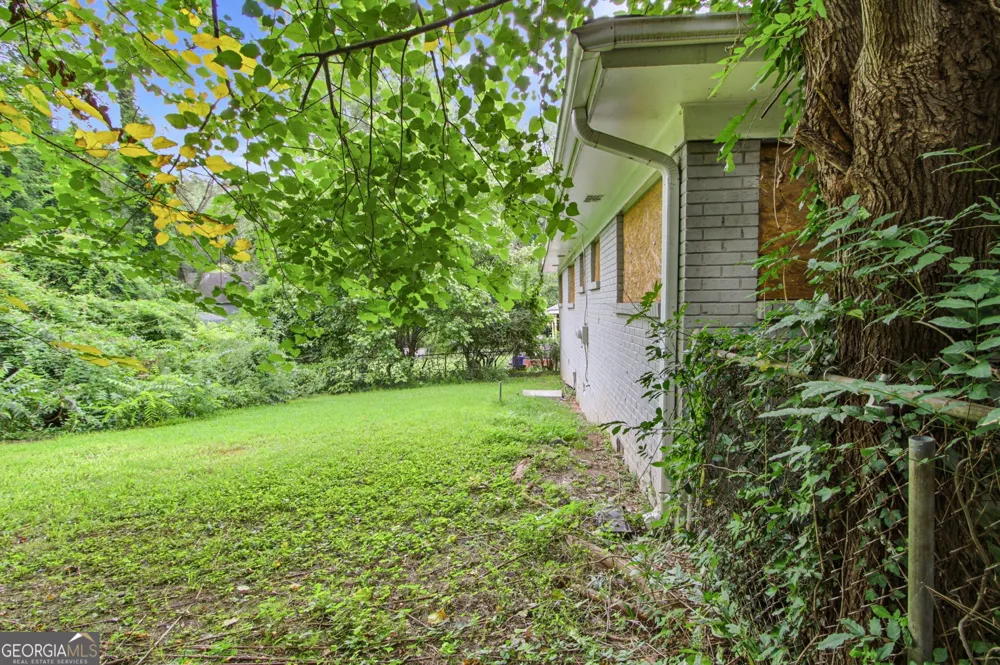 1883 Cindy DR Decatur, GA 30032