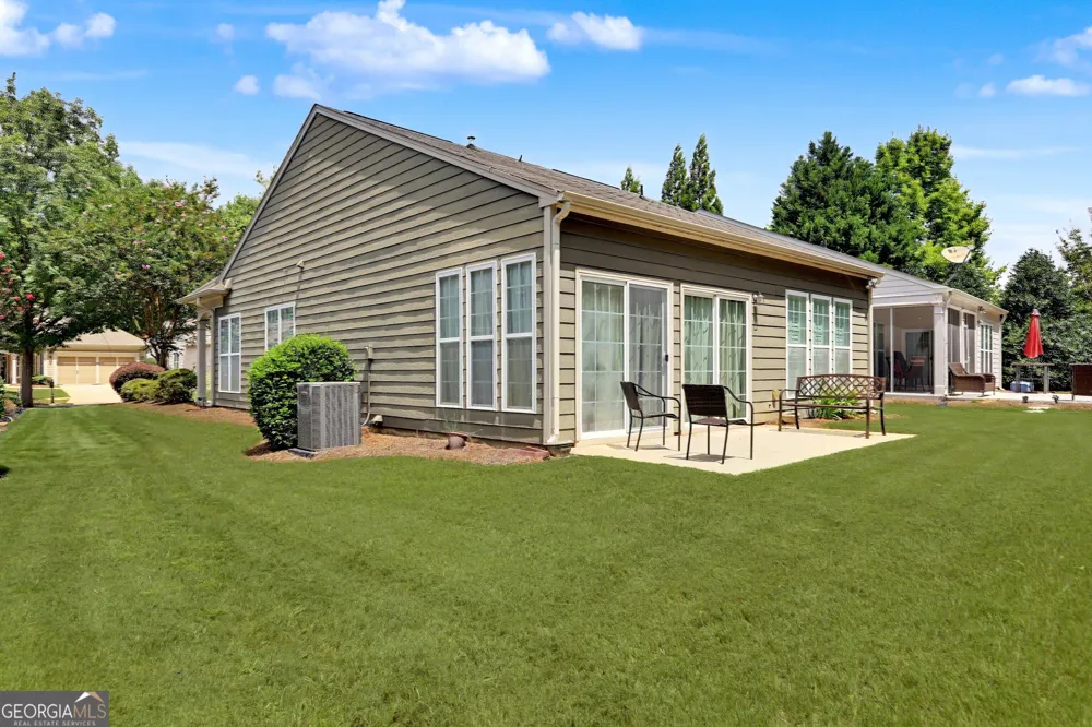102 Magic Lily DR Griffin, GA 30223