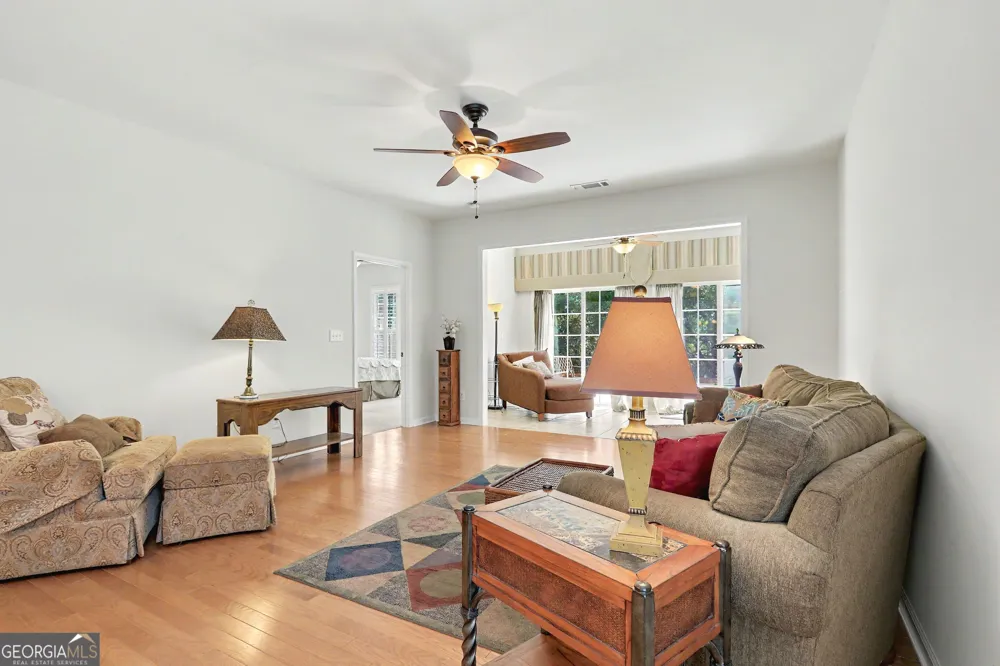102 Magic Lily DR Griffin, GA 30223