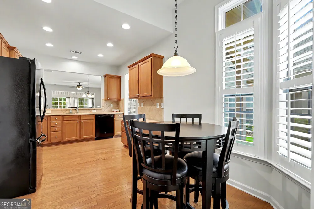 102 Magic Lily DR Griffin, GA 30223